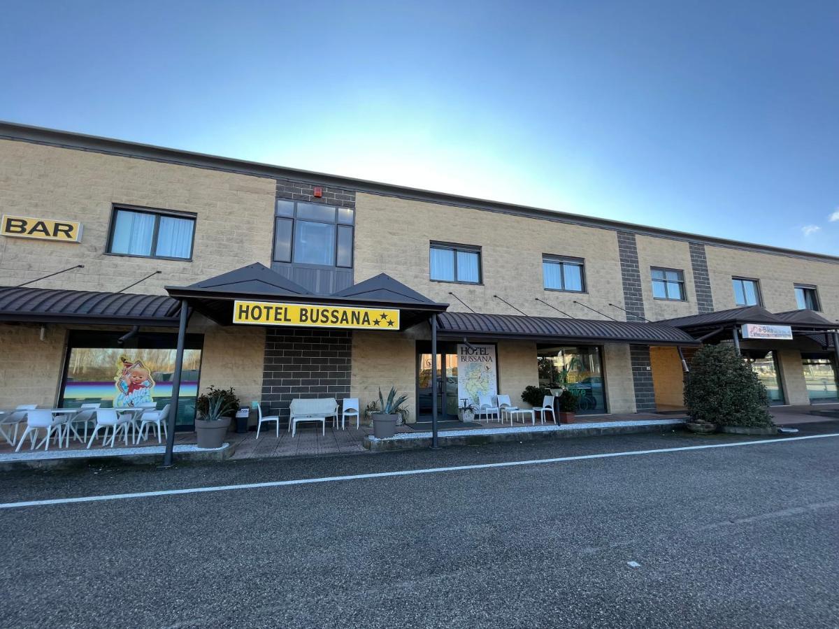 Hotel Bussana ポルト・トッレ エクステリア 写真