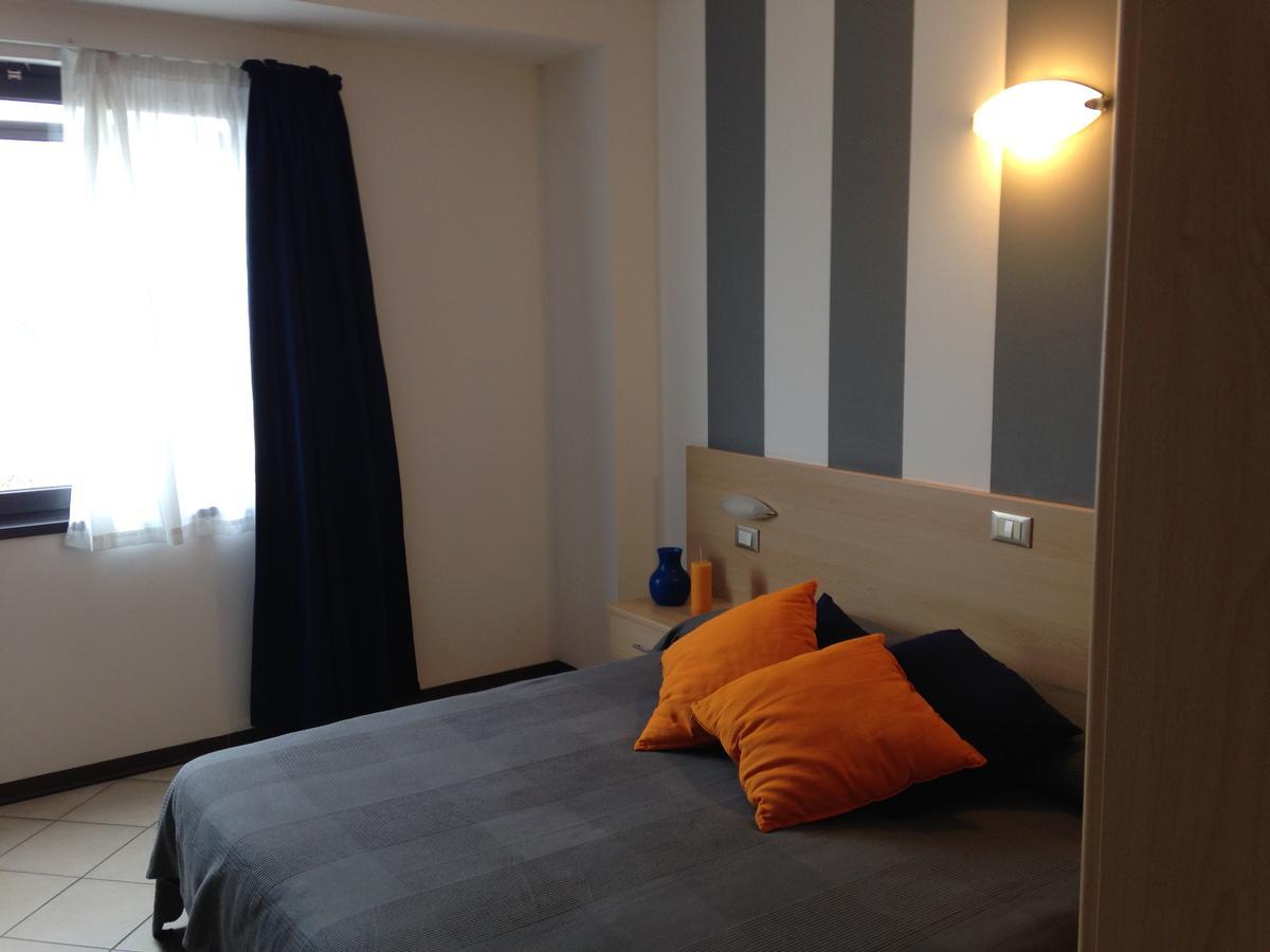 Hotel Bussana ポルト・トッレ エクステリア 写真